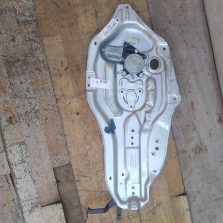 steklopodieemnik-perednii-levyi-kia-cerato-2-art-53910-big-0