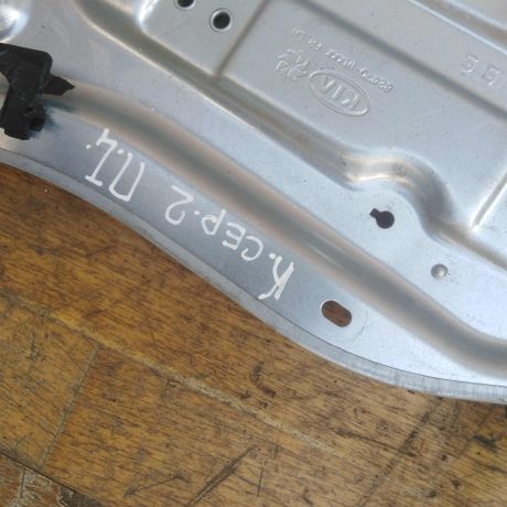 steklopodieemnik-perednii-levyi-kia-cerato-2-art-53910-big-3