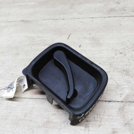 rucka-dveri-vnutrenniaia-zadnee-pravoe-raspasnoi-volkswagen-caddy-05-gv-art-54012-big-0