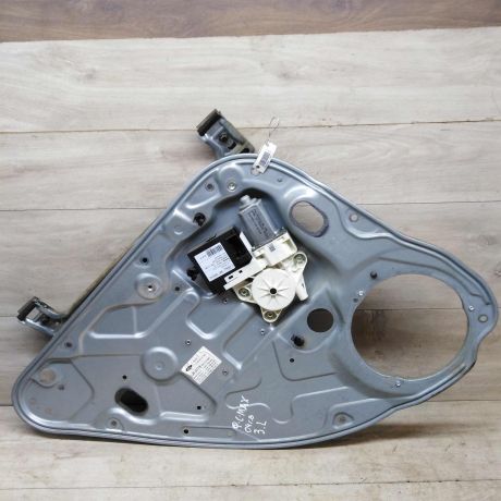 steklopodieemnik-zadnii-levyi-ford-c-max-04gv-art-54285-big-0