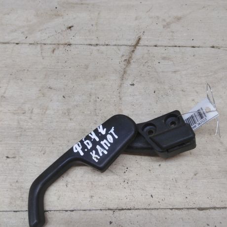 rucka-otkryvaniia-kapota-volkswagen-passat-b4-art-55052-big-0