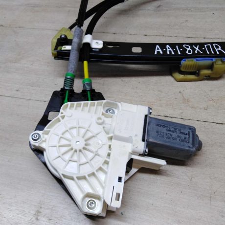 steklopodieemnik-perednii-pravyi-audi-a1-i-8x-art-55090-big-4