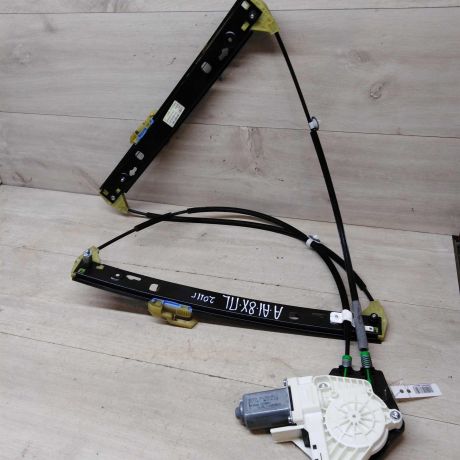 steklopodieemnik-perednii-levyi-audi-a1-i-8x-art-55091-big-0