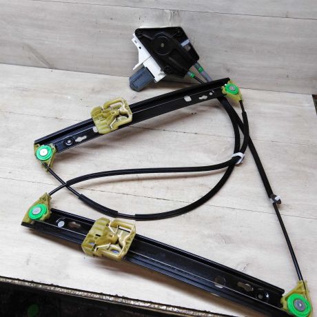 steklopodieemnik-perednii-levyi-audi-a1-i-8x-art-55091-big-4