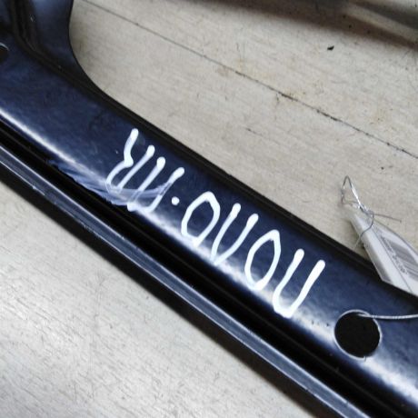 steklopodieemnik-perednii-pravyi-volkswagen-polo-5-evropeiskaia-sborka-sa2-art-55132-big-5