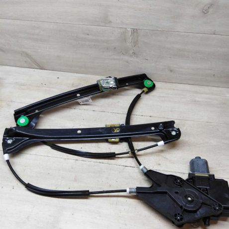 steklopodieemnik-perednii-pravyi-volkswagen-polo-5-evropeiskaia-sborka-sa2-art-55132-big-3