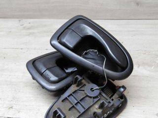 rucka-otkryvaniia-dveri-vnutrenniaia-hyundai-accent-2-06-gv-sedan-art-55761