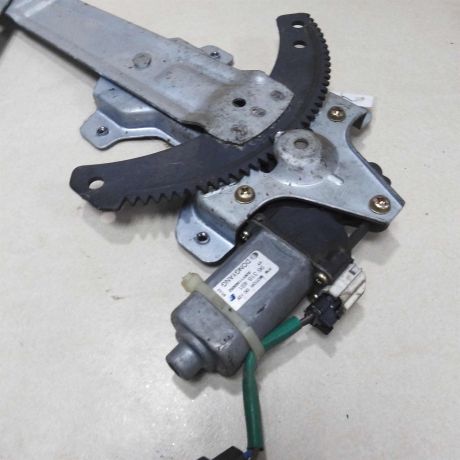 steklopodieemnik-perednii-pravyi-elektro-daewoo-matiz-08-bu-original-art-56619-big-4