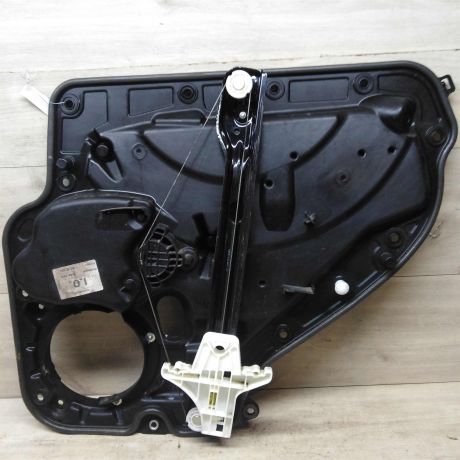 steklopodieemnik-zadnii-levyi-elektro-volkswagen-golf-6-art-56624-big-2