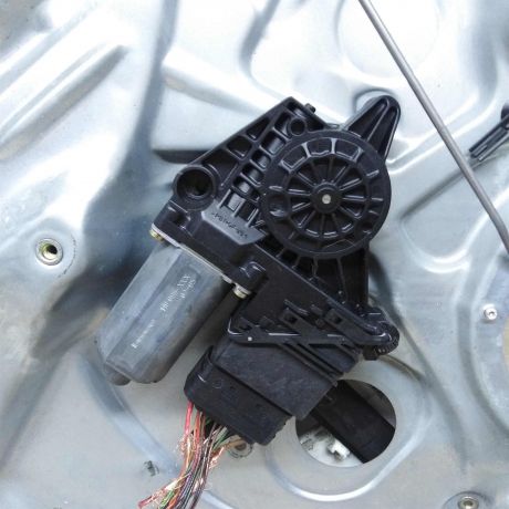 steklopodieemnik-zadnii-levyi-elektro-skoda-superb-art-56647-big-2