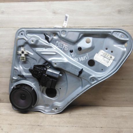 steklopodieemnik-zadnii-pravyi-elektro-skoda-superb-art-56696-big-0