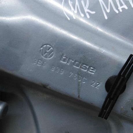 steklopodieemnik-zadnii-pravyi-elektro-skoda-superb-art-56696-big-4