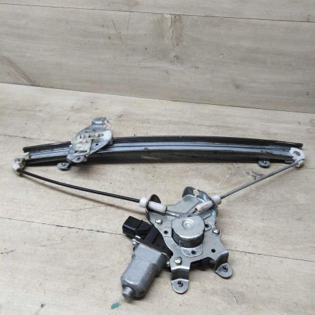 steklopodieemnik-perednii-pravyi-mitsubishi-lancer-9-elektro-art-56758-big-0