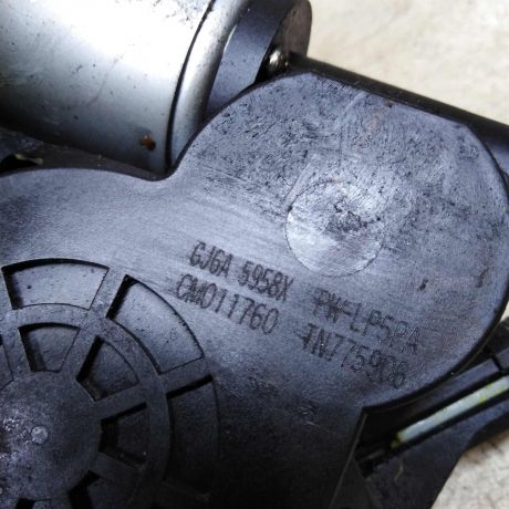 steklopodieemnik-perednii-levyi-elektro-mazda-3-bk-i13-art-56983-big-2