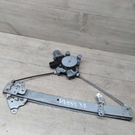 steklopodieemnik-zadnii-pravyi-elektro-mitsubishi-lancer-9-art-57150-big-0