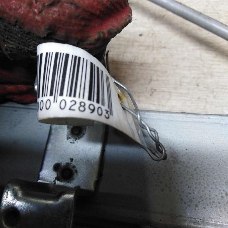 steklopodieemnik-zadnii-pravyi-elektro-mitsubishi-lancer-9-art-57150-big-2