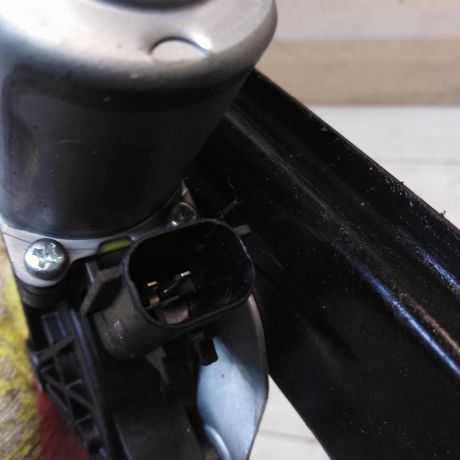 steklopodieemnik-perednii-pravyi-elektro-15i-b15d2-chevrolet-cobalt-art-57307-big-3