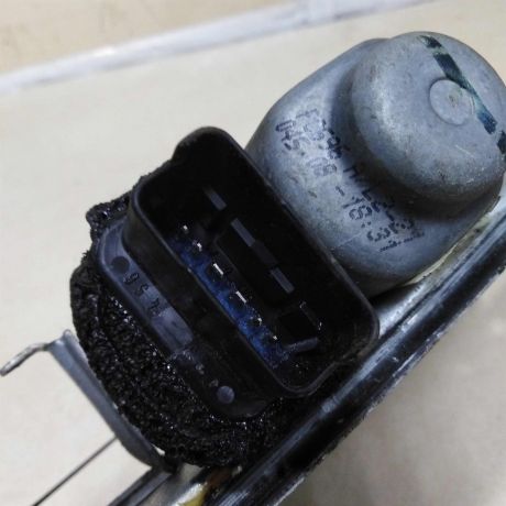 steklopodieemnik-zadnii-pravyi-elektro-renault-megane-2-sedan-rest-art-57424-big-3