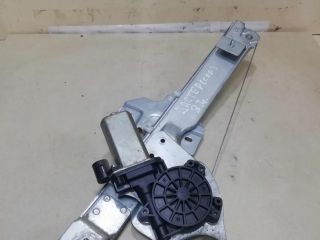 steklopodieemnik-zadnii-levyi-renault-duster-i-art-58322