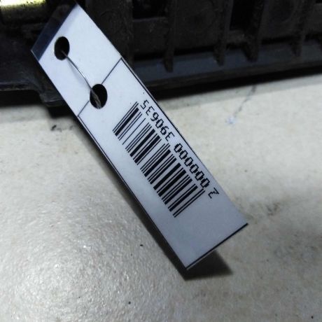 rucka-vnutrenniaia-pravoi-sdviznoi-dveri-volkswagen-transporter-t4-art-58865-big-1