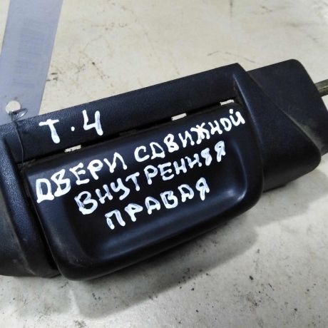 rucka-vnutrenniaia-pravoi-sdviznoi-dveri-volkswagen-transporter-t4-art-58865-big-2