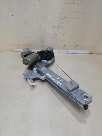 steklopodieemnik-zadnii-pravyi-elektro-renault-duster-i-art-58914-big-0