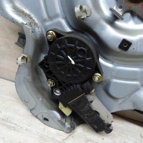 steklopodieemnik-zadnii-pravyi-elektro-hyundai-elantra-iii-xd-xetcbek-art-59205-big-4