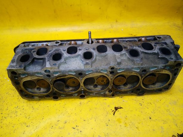 gbc-audi-100-c3-035103373ad-treshhiny-art-11101-big-5