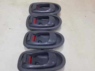 rucka-otkryvaniia-dveri-vnutrenniaia-kia-spectra-art-59851