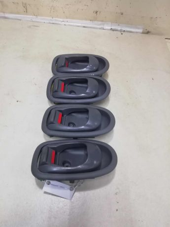 rucka-otkryvaniia-dveri-vnutrenniaia-kia-spectra-art-59851-big-0