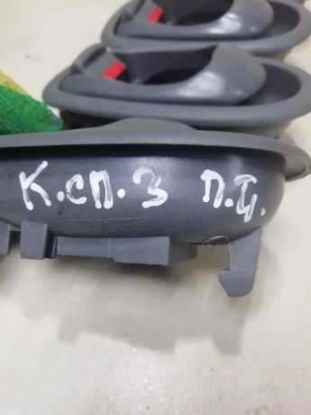 rucka-otkryvaniia-dveri-vnutrenniaia-kia-spectra-art-59851-big-1