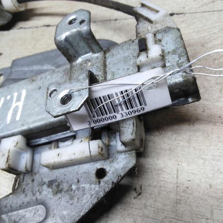 steklopodieemnik-zadnii-levyi-elektro-nissan-murano-i-z50-art-59948-big-1