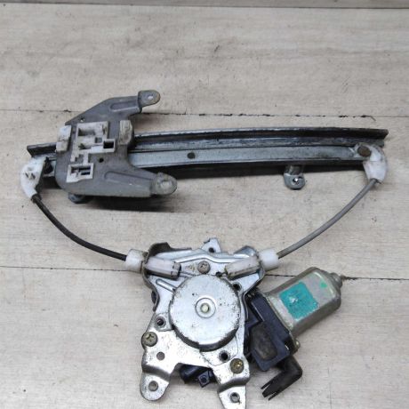 steklopodieemnik-zadnii-pravyi-elektro-nissan-murano-i-z50-art-60011-big-1