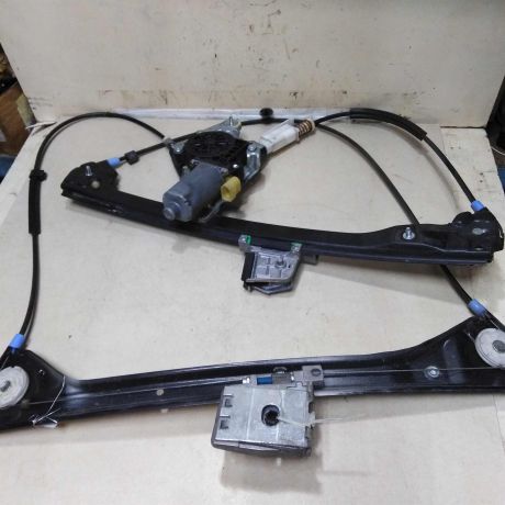 steklopodieemnik-perednii-pravyi-elektro-bmw-e46-kupe-do-rest-art-60253-big-0