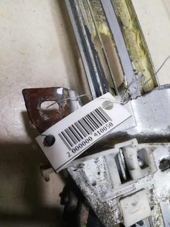 steklopodieemnik-zadnii-pravyi-elektro-mazda-millenia-art-60574-big-2