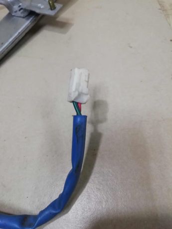 steklopodieemnik-perednii-pravyi-elektro-mazda-millenia-art-61007-big-3