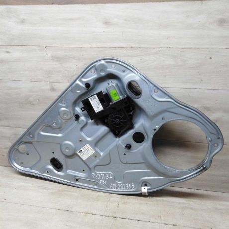 steklopodieemnik-zadnii-levyi-elektro-ford-kuga-i-08gv-art-61359-big-0