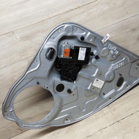 steklopodieemnik-zadnii-pravyi-elektro-ford-kuga-i-08gv-art-61473-big-3