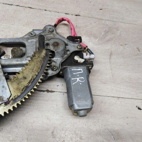 steklopodieemnik-perednii-pravyi-elektro-subaru-forester-ii-art-61775-big-2