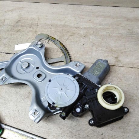 steklopodieemnik-perednii-levyi-elektro-toyota-avensis-iii-t27-i-art-62207-big-5