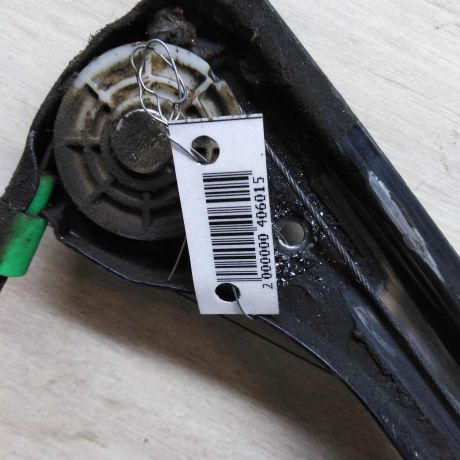 steklopodieemnik-perednii-levyi-elektr-audi-a4-b5-art-62738-big-4