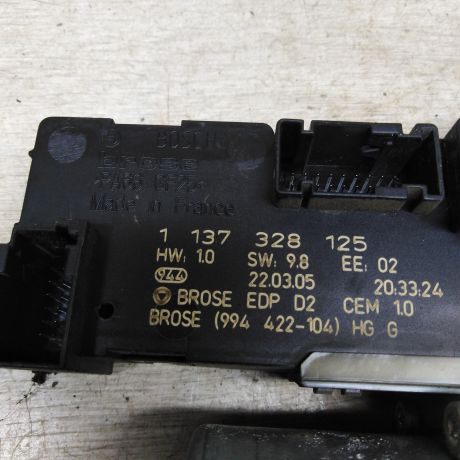 steklopodieemnik-perednii-levyi-elektro-peugeot-407-art-62844-big-2