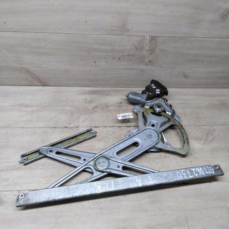 steklopodieemnik-perednii-pravyi-elektro-toyota-avensis-iii-t27-art-63074-big-0