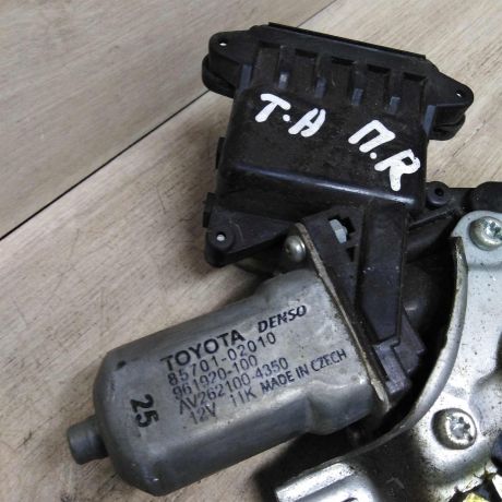 steklopodieemnik-perednii-pravyi-elektro-toyota-avensis-iii-t27-art-63074-big-3