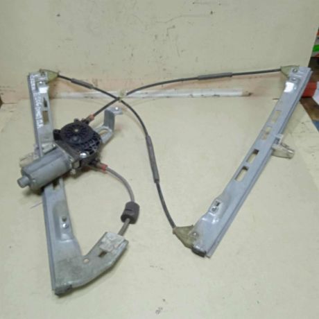 steklopodieemnik-perednii-pravyi-elektro-peugeot-206-art-63313-big-0