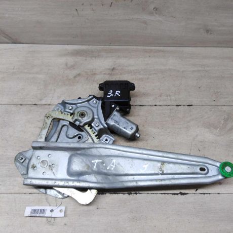 steklopodieemnik-zadnii-pravyi-elektro-toyota-avensis-iii-t27-art-63371-big-2