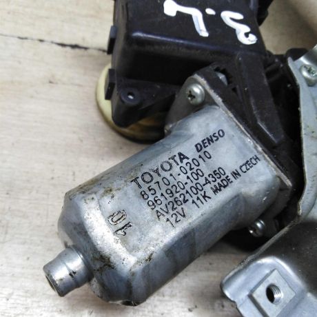 steklopodieemnik-zadnii-levyi-elektro-toyota-avensis-iii-t27-art-63372-big-3