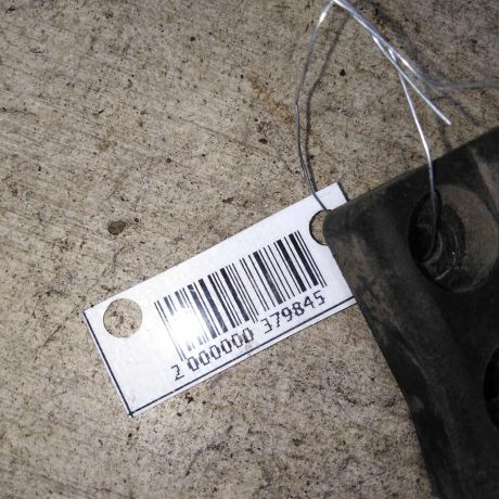 rucka-otkryvaniia-kapota-volkswagen-passat-b3-art-63436-big-1