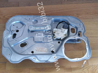 steklopodieemnik-perednii-levyi-ford-focus-2-art-63676