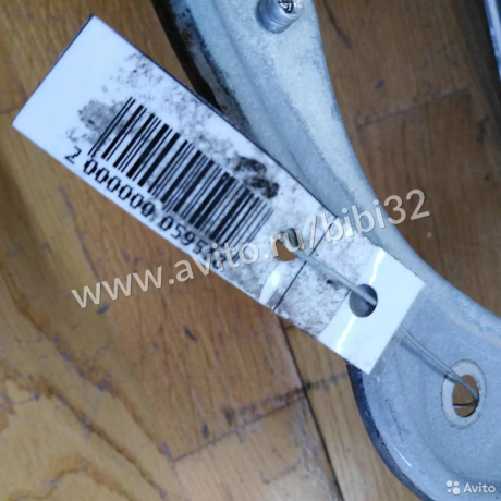 steklopodieemnik-perednii-levyi-ford-focus-2-art-63676-big-1